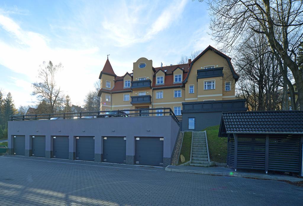 Apartament Glamour , Przestronny, Komfortowy, Blisko Szlakow Karpacz Εξωτερικό φωτογραφία